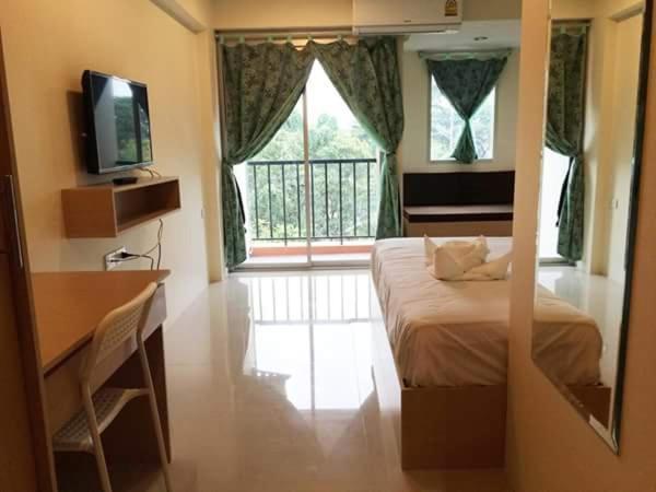 Sixty Star Love Place Hotel Bangkok Exterior photo